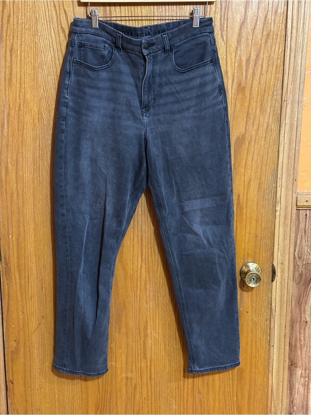 American Eagle curvy mom sz 14 High-Rise Faded Black Jeans
